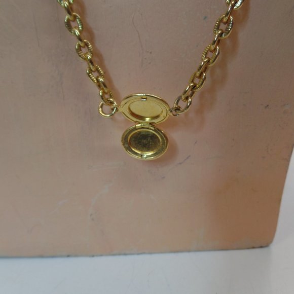 Unbranded Goldtone 3 Mini Charm Necklace 24" Long - Picture 4 of 9